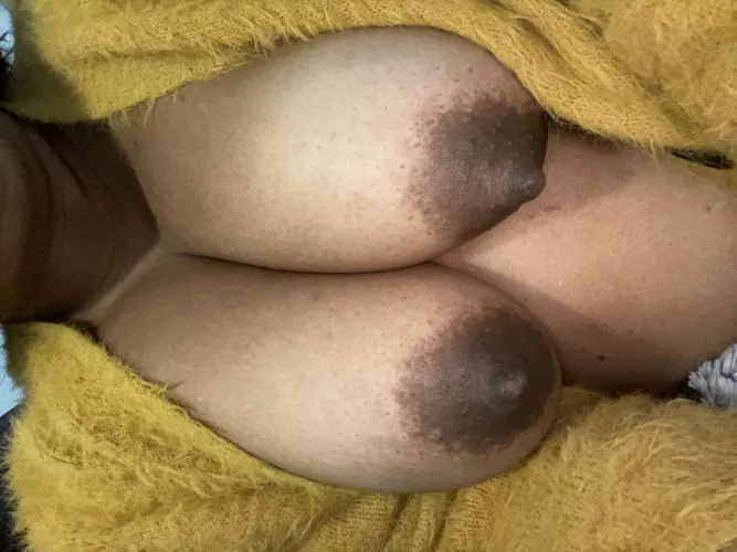 NYC submissive seeks dominant white by ebonypiggy