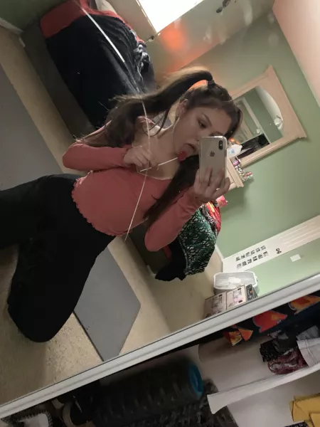 [OC] anyone wanna have a playdate with me? by [deleted]