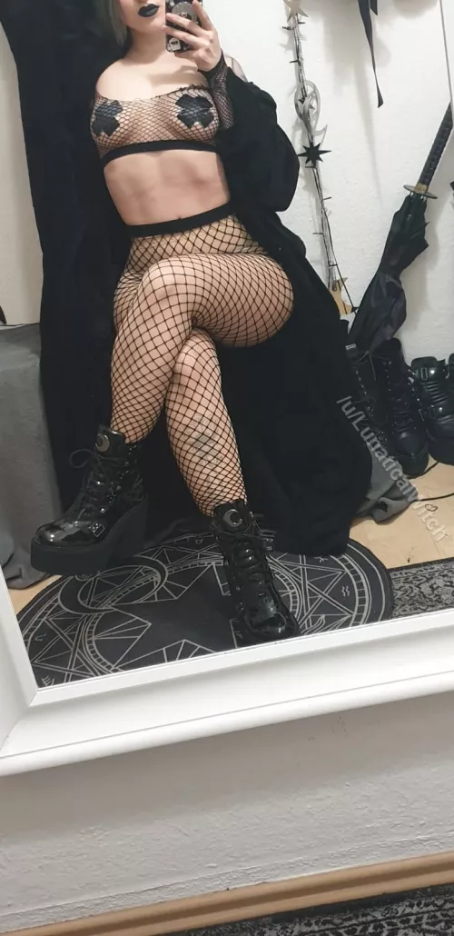 [OC] - Look what fishnets caught. Untangle me by LunaticalWitch