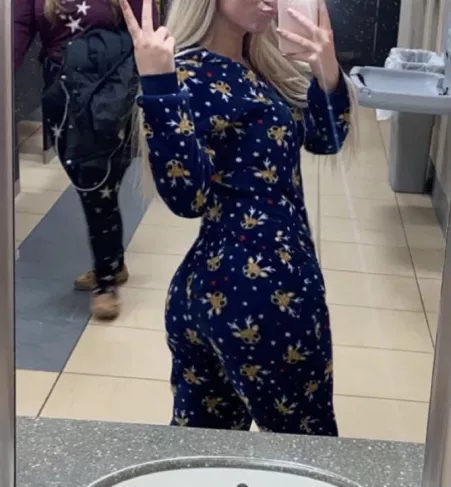 [OC] More than comfy, like my PJ’s? by BubblyBambi999