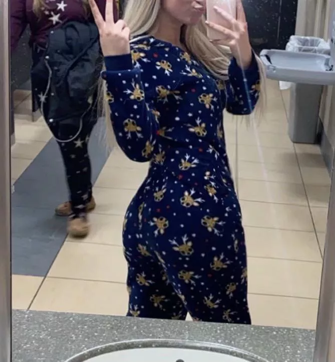 [OC] More than comfy, like my PJ’s? posted by BubblyBambi999