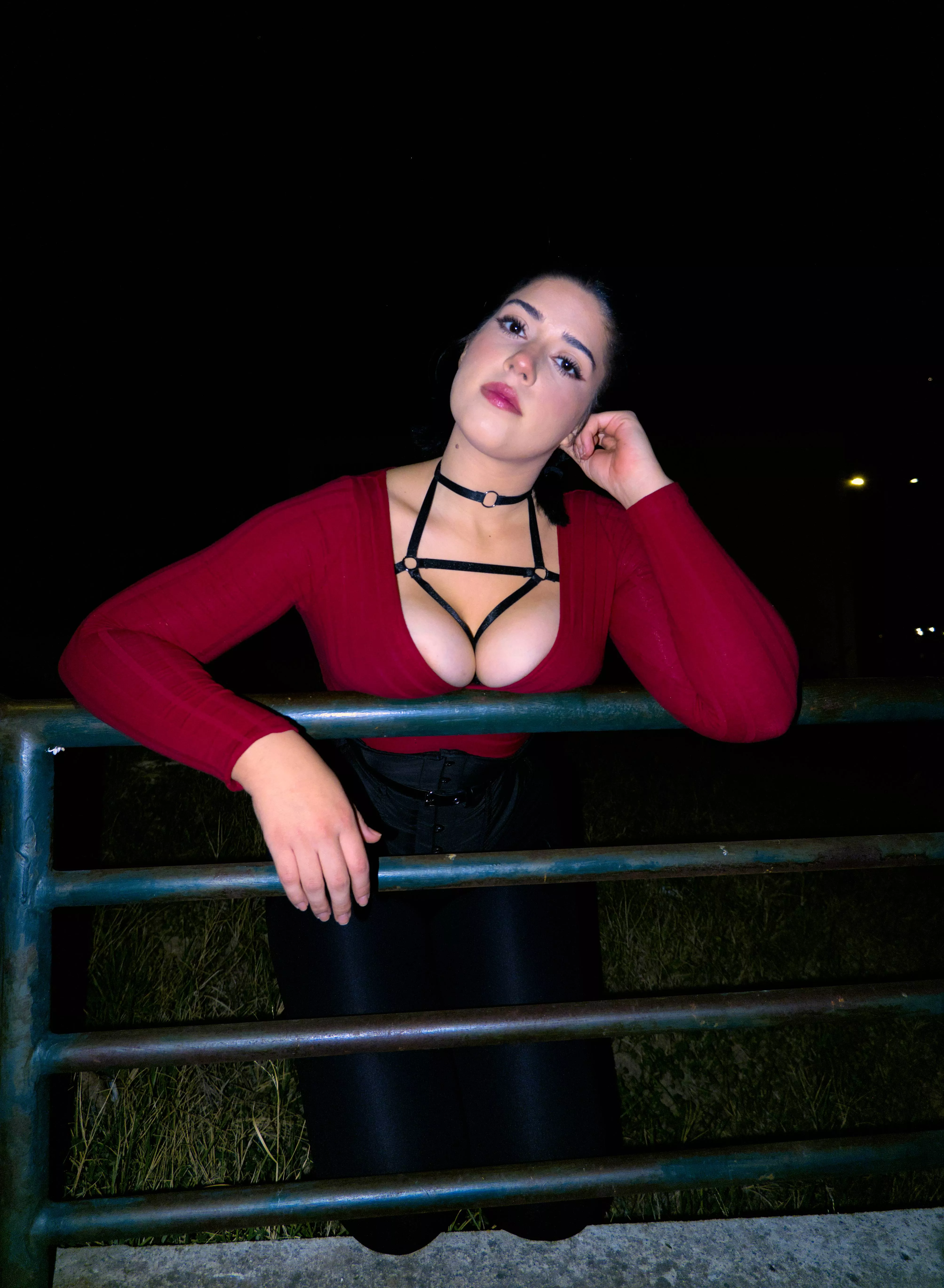 [OC] Night-time straps posted by StyxHips