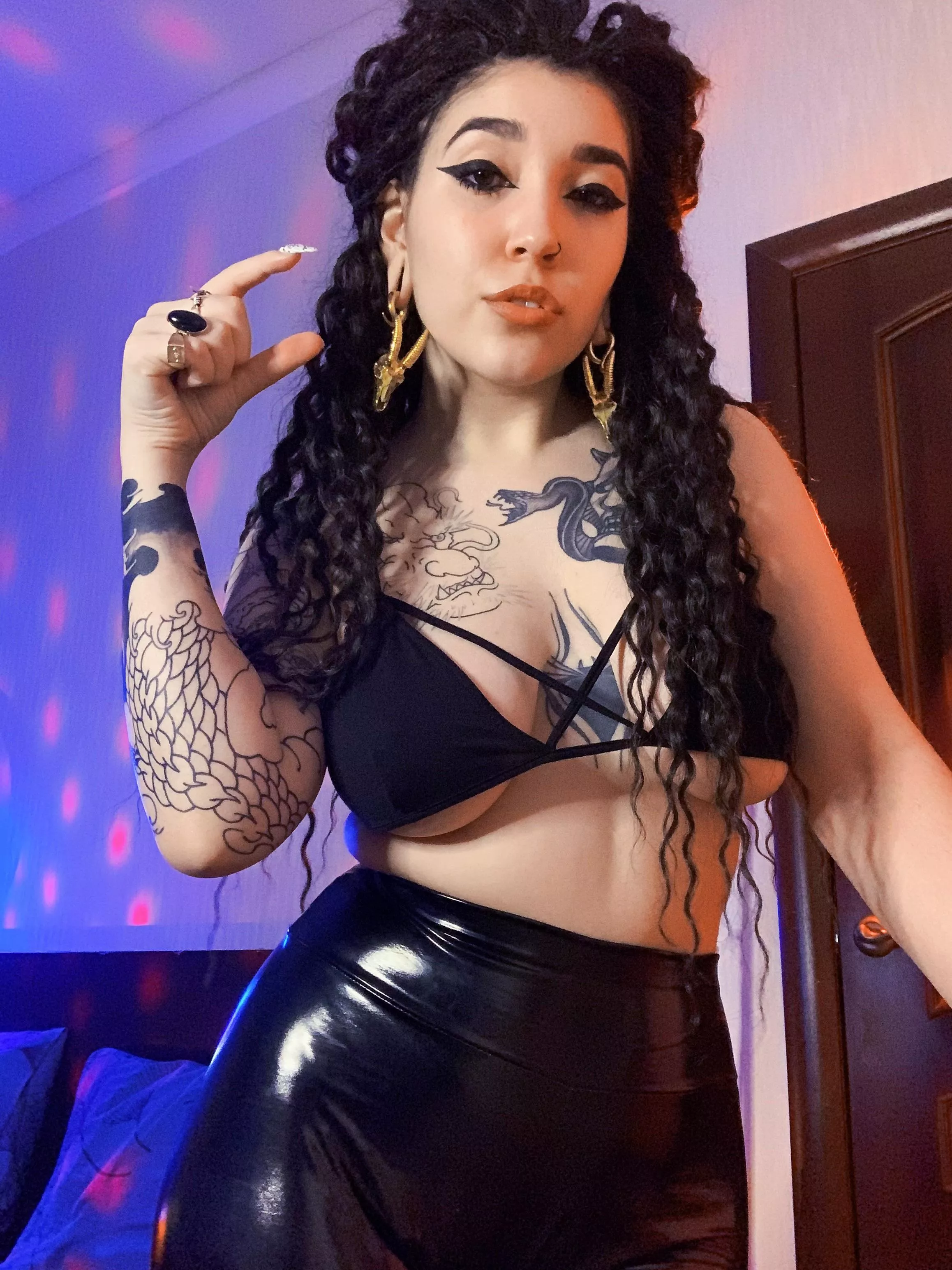 [oc] too small to get a date? i’m gonna take care of it posted by devillishgoddess