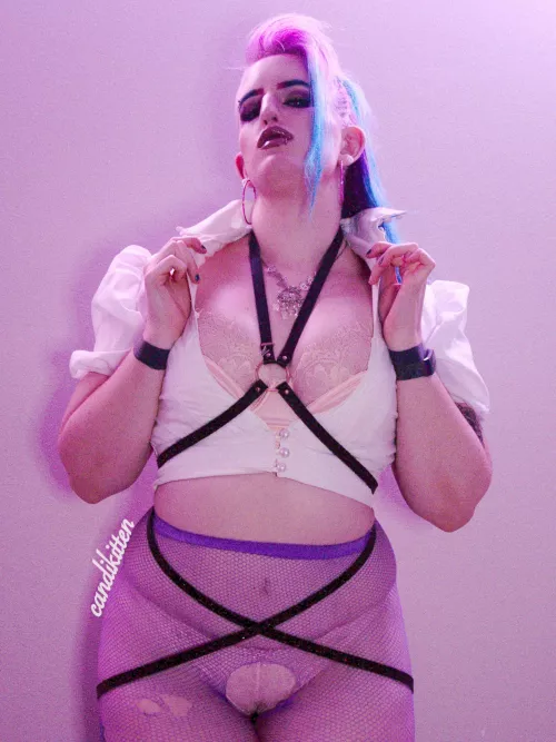 [OC] X marks the spot ⛓️ by candi-kitten