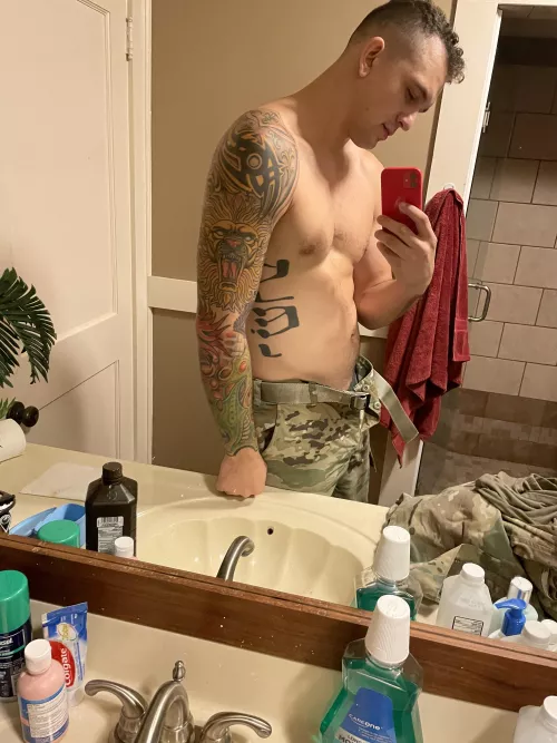 Off duty by Comprehensive_Big416