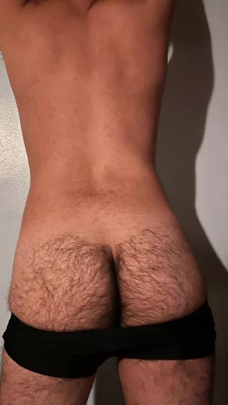 Off the wall. by onlyyseth