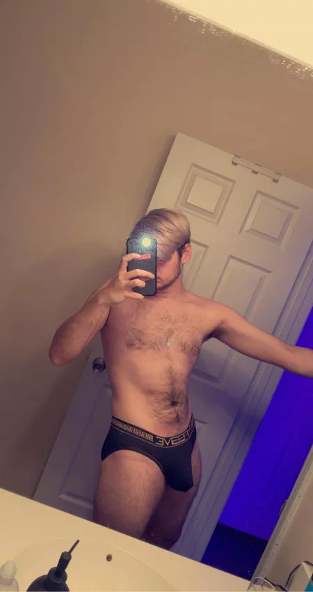 Officially 19, happy birthday time by kadeomatic