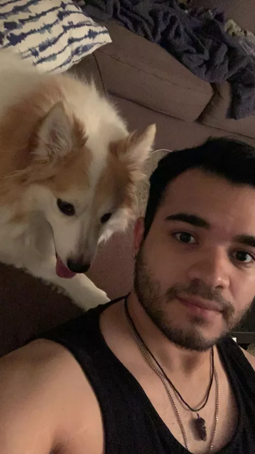 Oh, do not look at me so... A smile better suits a hero. by Daydreamerjt