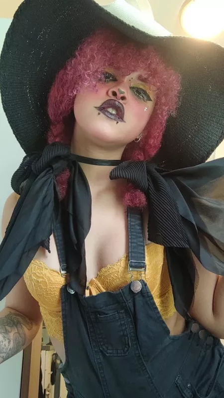 Oh hey there cutie by camushii