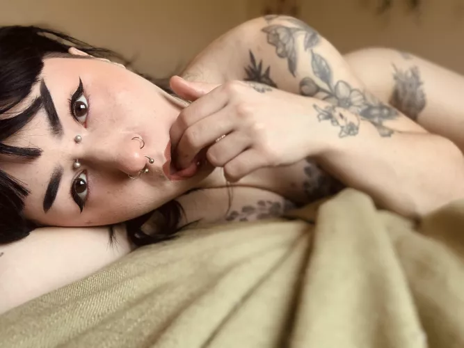 oh hi 😈 by ohhoneymadalyn