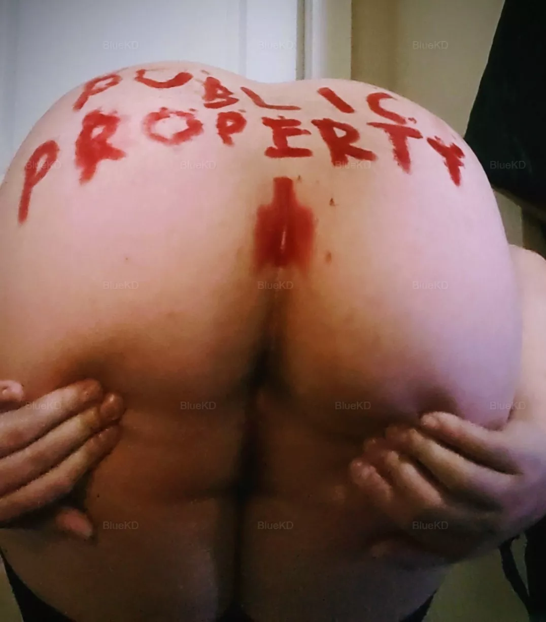 Oh hi there! Yep, the writing's accurate, are you interested?~ [OC] posted by BlueKD