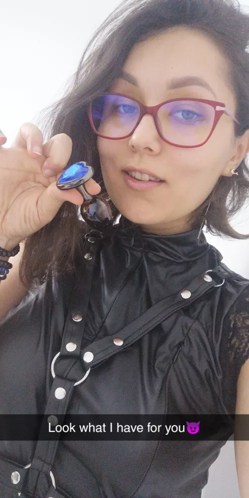 Oh, look, a new toy for you ;) by KristenWolf