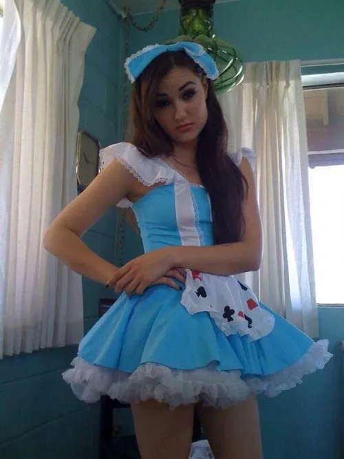 Oh my God...she looked fantastic wearing this thing ❤️ by Juncorox