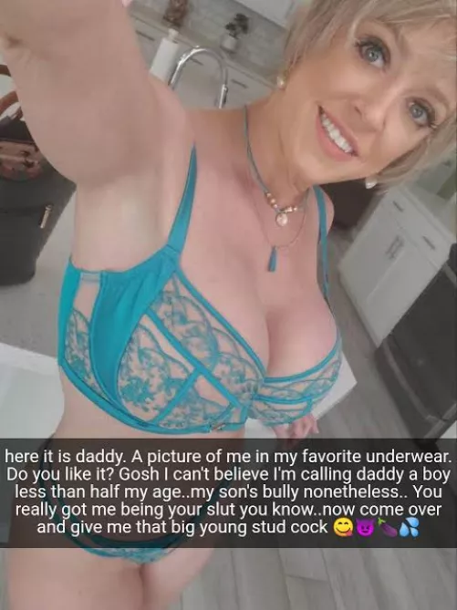 Oh no mom,comon by curious_boi1