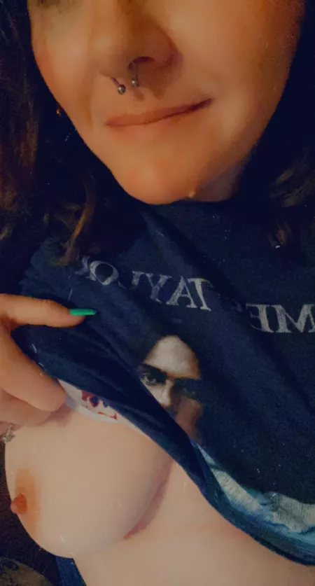 Oh no! The other one’s stuck... help a girl out? 🥺😈 by pied_piperess