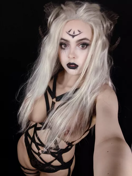 Oh no! Your dirty thoughts have summoned a demon 😈 Wdyd by Haillynka