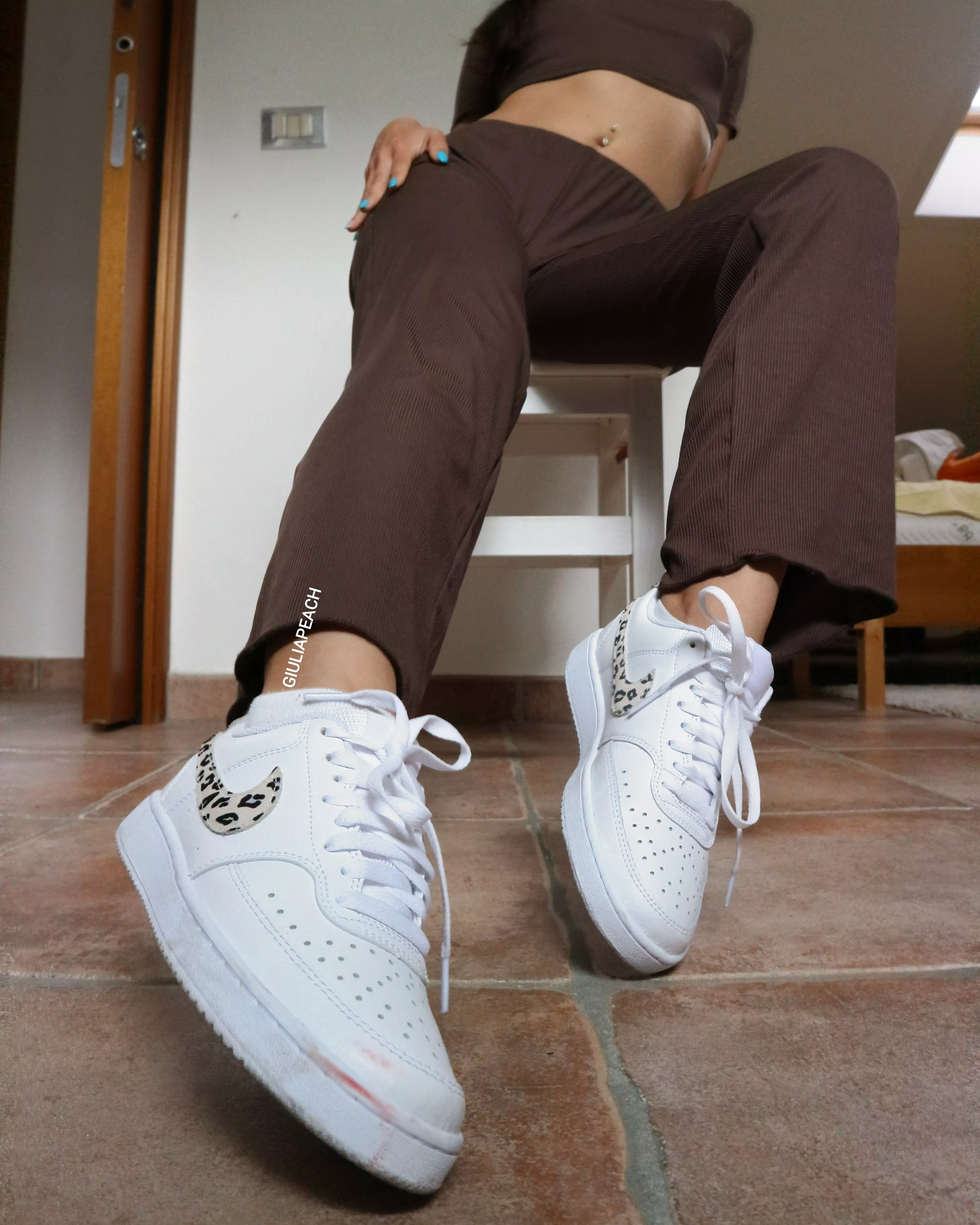 Oh,If you only knew what they are hiding ... 😝😝😝 posted by giuliapeach