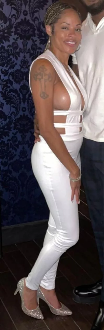 Ok hear me out... posted by Babysmoosher19