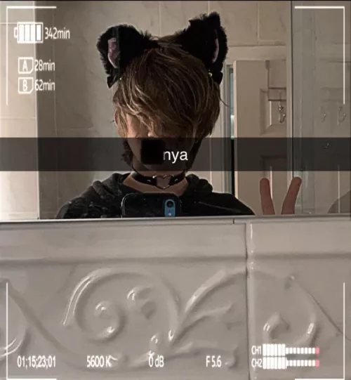 old photo but me by Eek_io