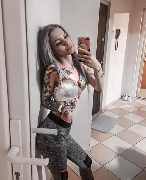 Old pic, but I like it by OF-InkedBabyGirl