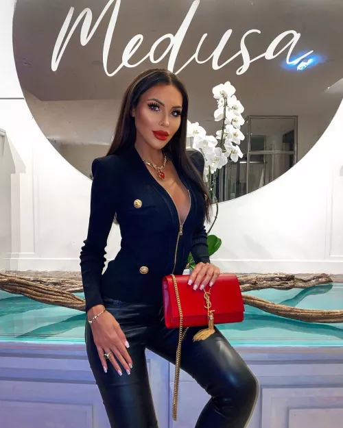 @olesya_malinskaya by gooningaccount