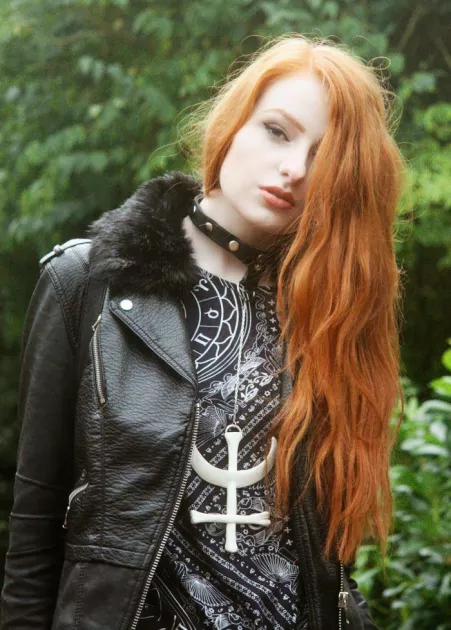 Olivia Emily by 0rangee3