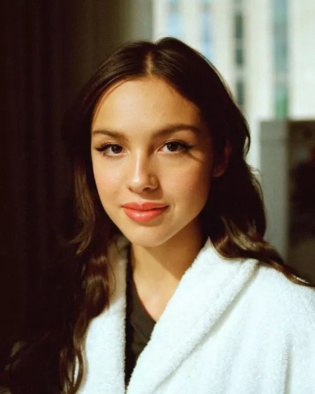 Olivia Rodrigo by Son_Jnow_95