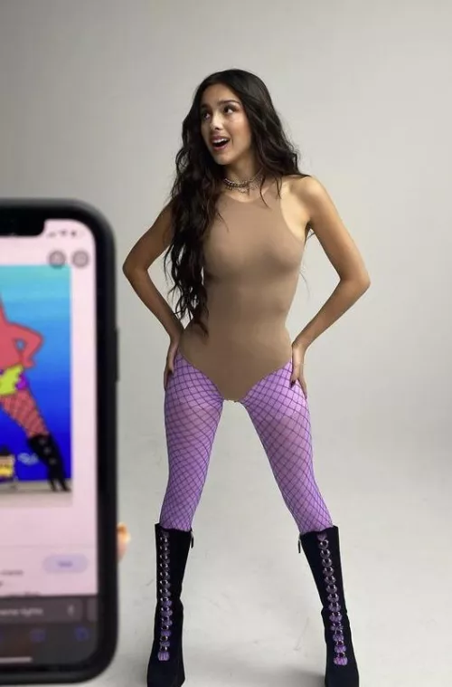 Olivia Rodrigo see through by spiceasterik