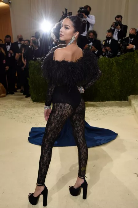 Olivia Rodrigo. That tight body and ass . by khalid-rehamani-821