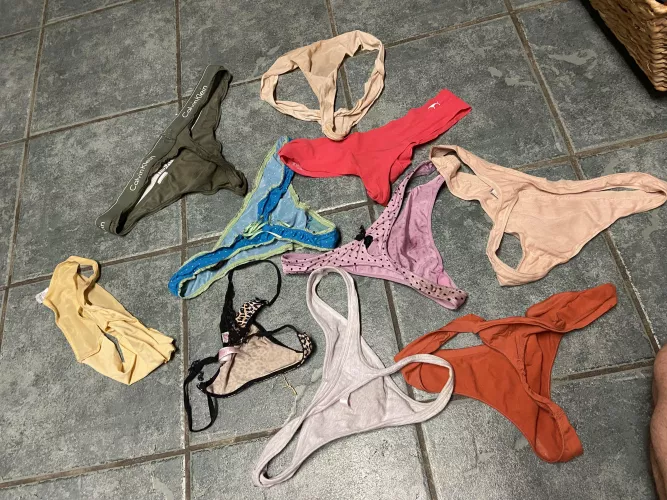 OMG I had no idea my mom wears such skimpy little thongs …got me so hard I wanna try them all on by WHITE_EXTINCTION
