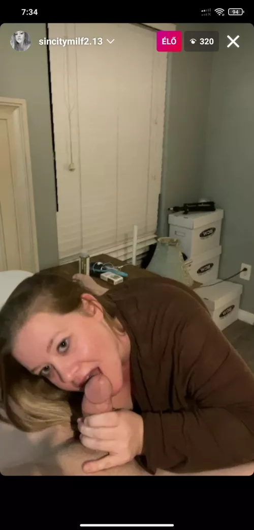 Omg she is doing as well as much come on!!! by MingBB