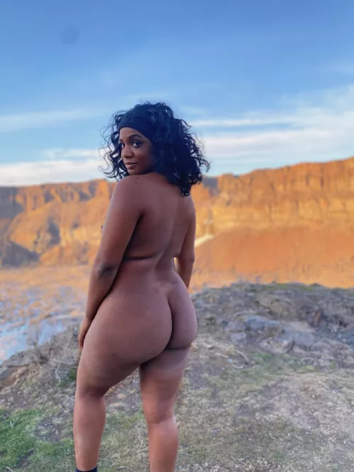 Omg went on a hike and forget my clothes by Energylove24