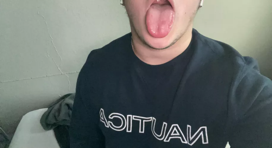 On me knees like a good boy 🥺 by Elpolabear