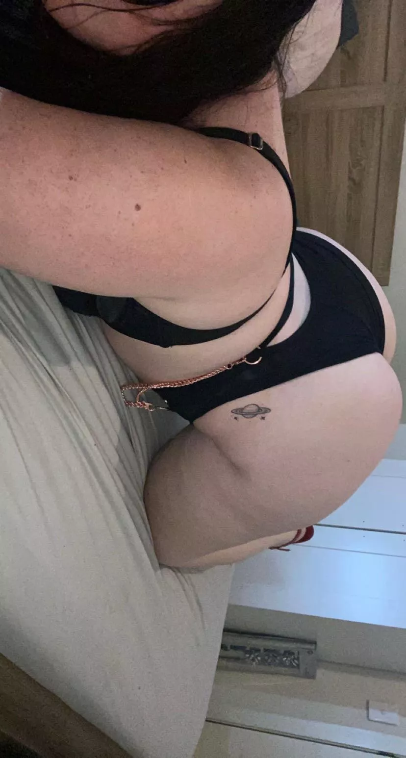 On my bed posted by Diane_bailey