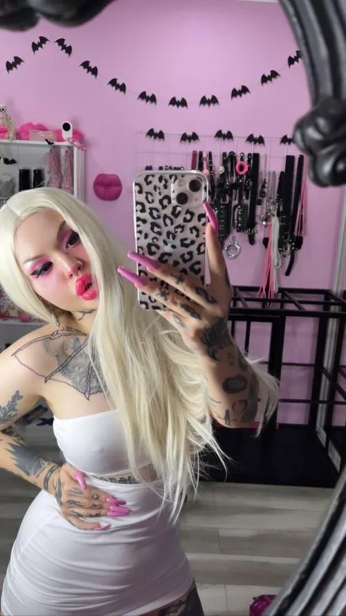 On my way to enhanced beauty by nasty_bimbo