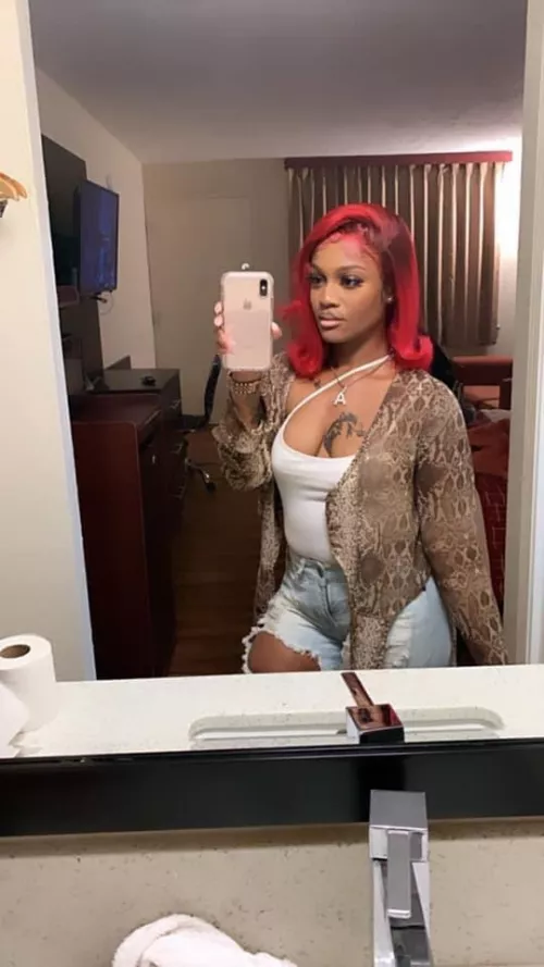 on my way to Walmart I always dress this way because I know white men will look 😩 I’m pro blm in my personal life but behind closed doors I know Im ratchet and a worthless n***** mom 🤷🏽‍♀️ KIK// FineAssSub by FineGhettoSub