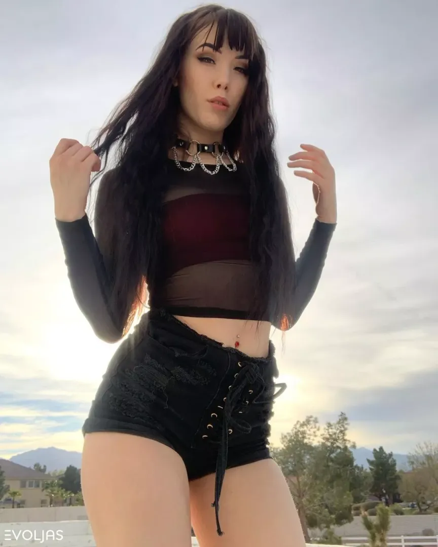 on some different shit posted by evoljasmine