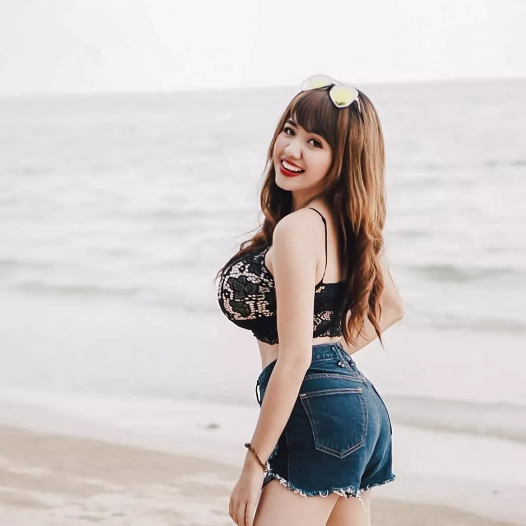 On The Beach posted by youknowwhatilove210