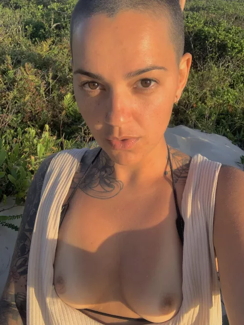 on the beach being a bitch 😜 by Salyxnoa