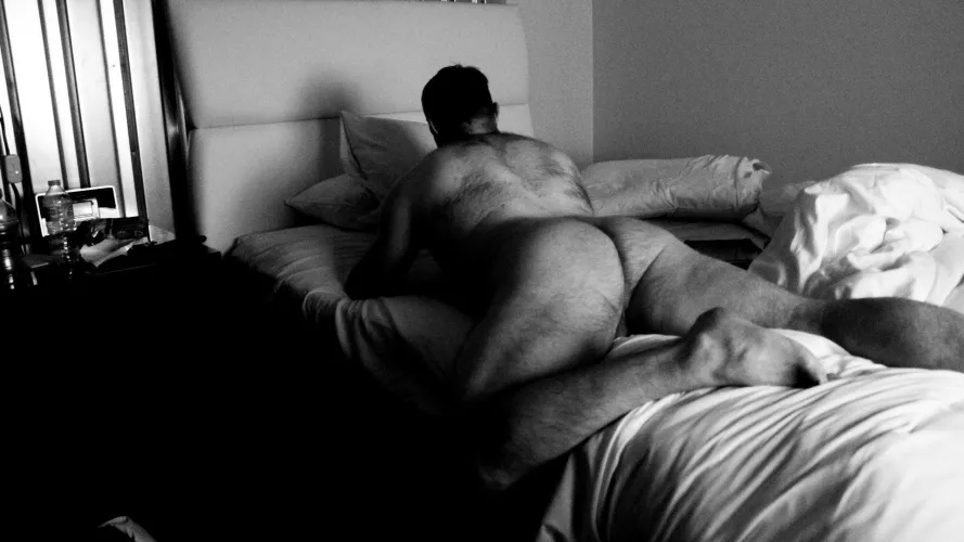 On the road again. Stop by my room and keep me company? by superwookkiee