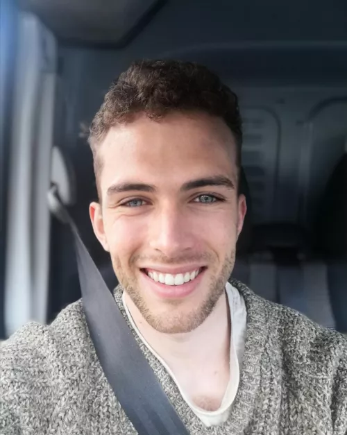 On the road, blasting some tunes! 🎶🎤 by danwithad95