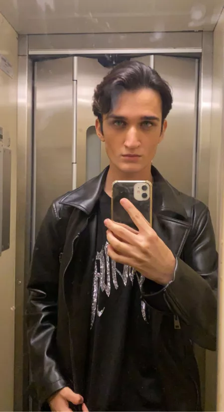 on the way to work 👨‍💻 by thedevilthe