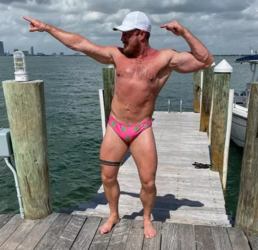 On Vacation 😎 by lux-crush