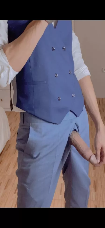 On your knees. by Marebada