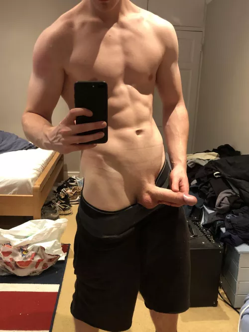 On your knees by SexyLondonGuy