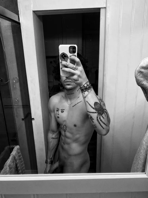 once i finish my sleeve it’s over for y’all by saraphsrevenge