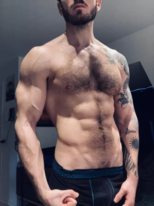 One arm covered, one arm bare ;P by AndThenIWasADragon