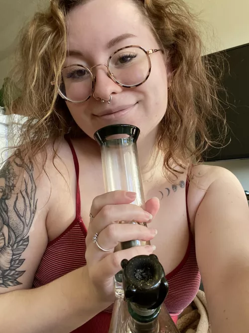 one hit will cost ya one smooch (and repacking the bowl) by mistyof98