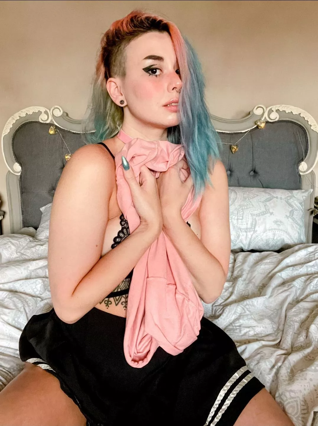 One item at a time posted by AdoraKitten