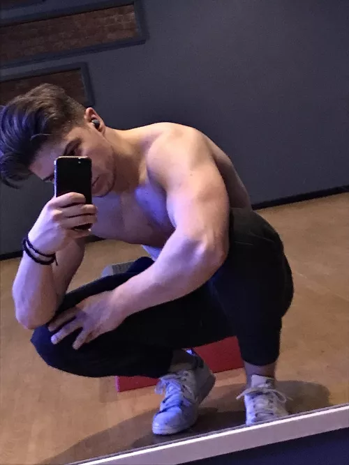 One night stand or bf material? by rippedbodd